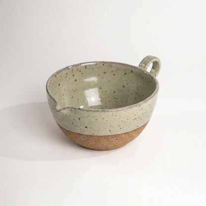 Bowl grande para bolo em cerâmica artesanal — argila Flocos, esmalte Verde Pompeia