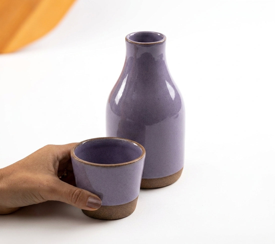Moringa Slim com Copinho em cerâmica artesanal — argila Cappuccino, esmalte Ametista