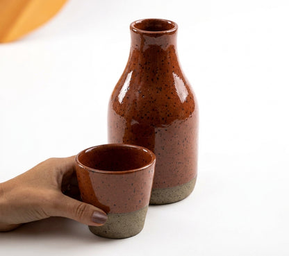 Moringa Slim com Copinho em cerâmica artesanal — argila Flocos, esmalte Sol de Terracota