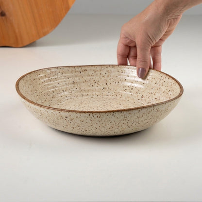 Prato Encontro Fundo Orgânico em cerâmica artesanal — tamanho 25CM, argila Flocos, esmalte Pedra Sabão