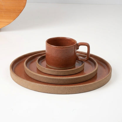 SET Refeição, sobremesa e café linha reta em cerâmica artesanal — argila Cappuccino, esmalte Sol de Terracota