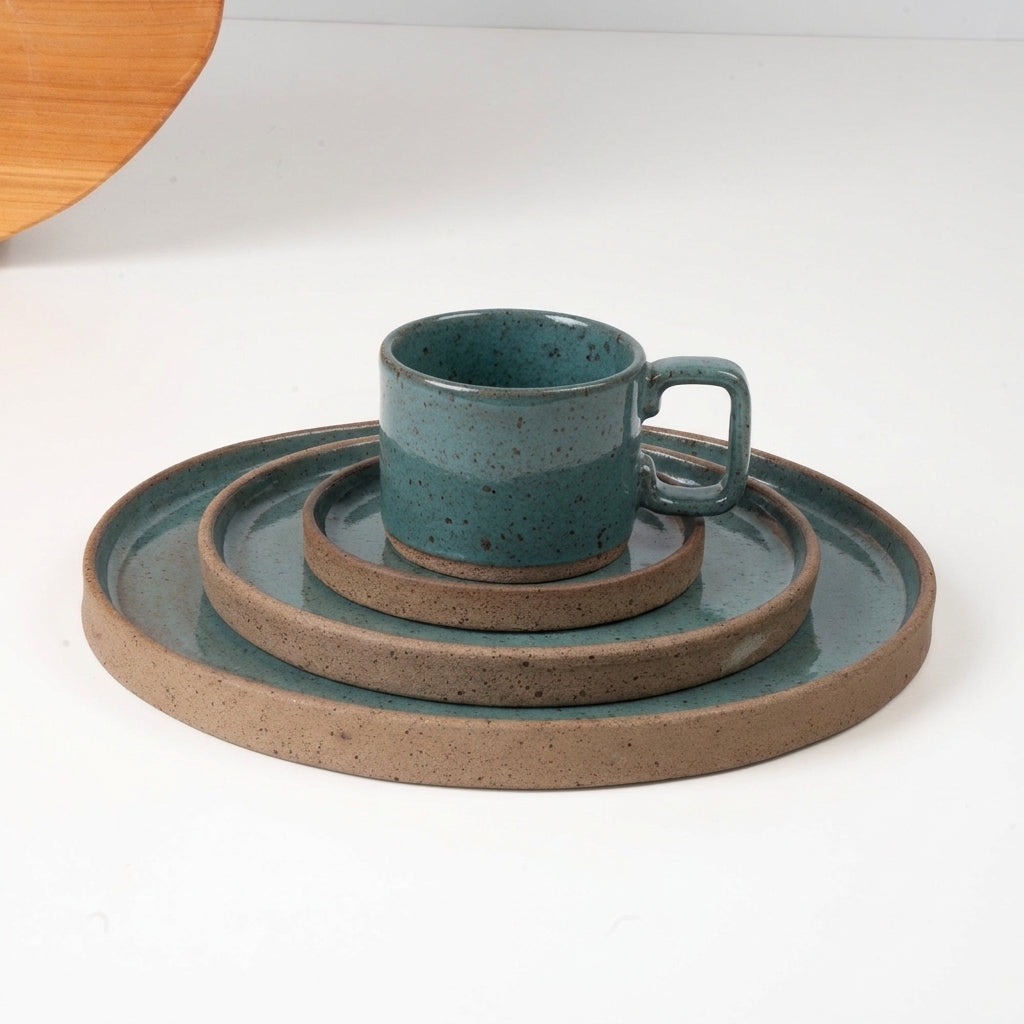 SET Refeição, sobremesa e café linha reta em cerâmica artesanal — argila Flocos, esmalte Verde Exército