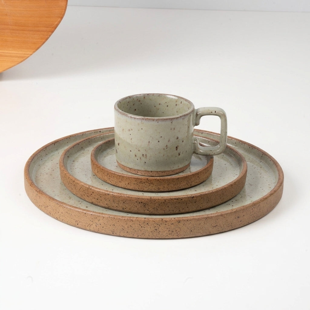 SET Refeição, sobremesa e café linha reta em cerâmica artesanal — argila Flocos, esmalte Verde Pompeia