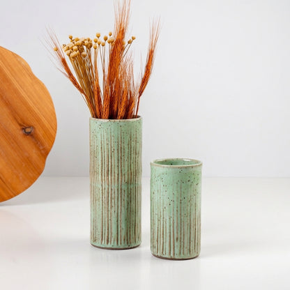 Vaso Carving em cerâmica artesanal — argila Flocos, esmalte Verde Menta