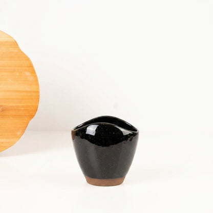 Vaso Fenda em cerâmica artesanal — tamanho 15CM, argila Flocos, esmalte Preto Ébano