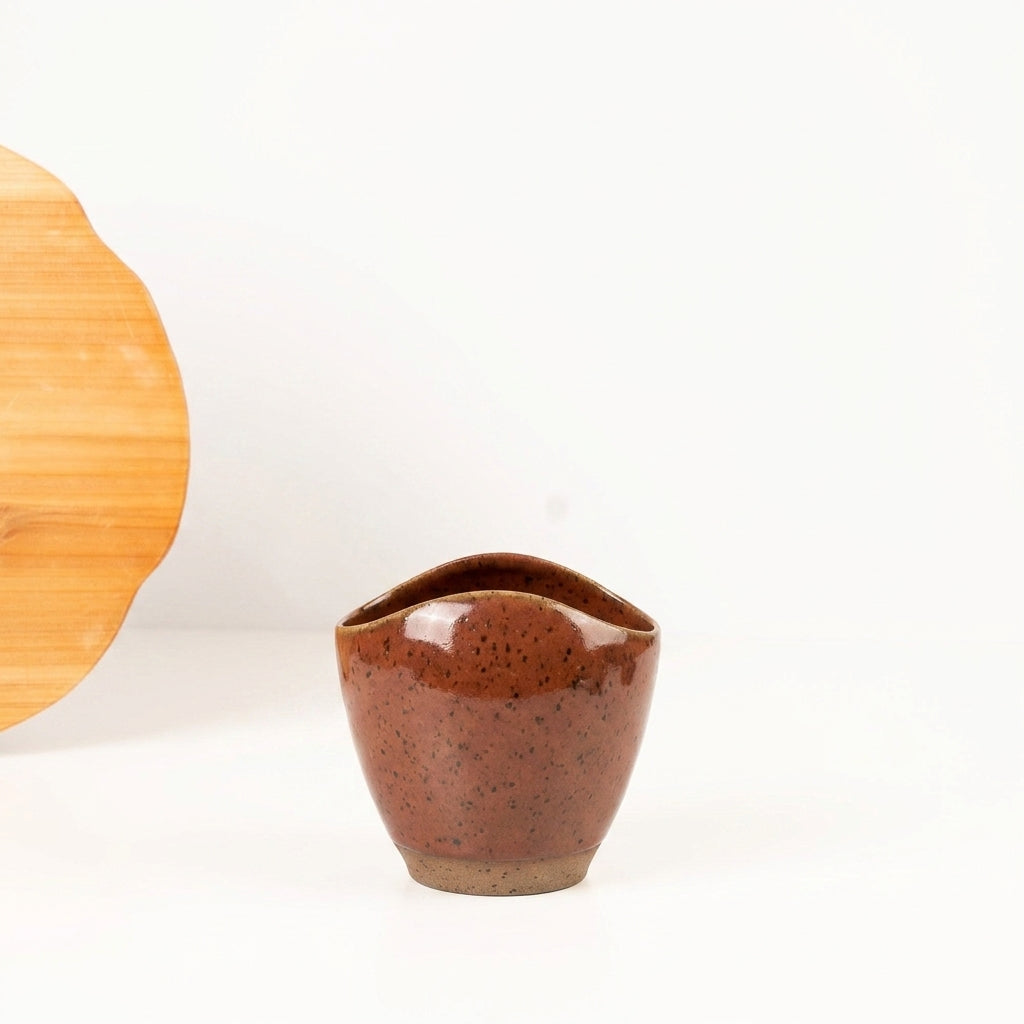 Vaso Fenda em cerâmica artesanal — tamanho 15CM, argila Flocos, esmalte Sol de Terracota