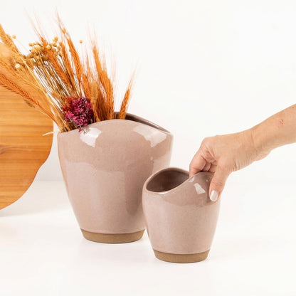 Vaso Fenda em cerâmica artesanal — tamanho KIT, argila Cappuccino, esmalte Nude