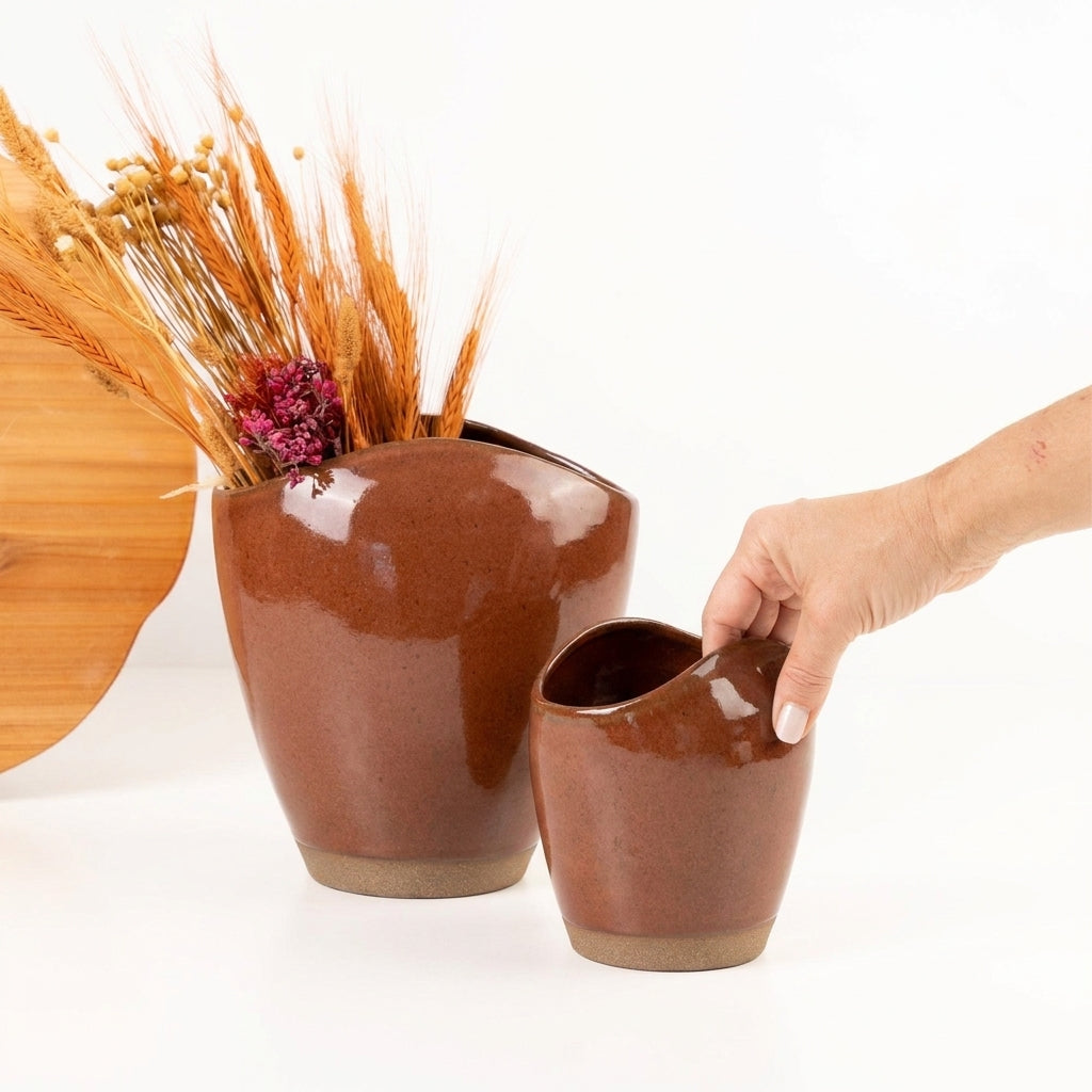 Vaso Fenda em cerâmica artesanal — tamanho KIT, argila Cappuccino, esmalte Sol de Terracota