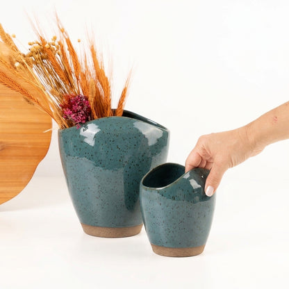 Vaso Fenda em cerâmica artesanal — tamanho KIT, argila Flocos, esmalte Verde Exército