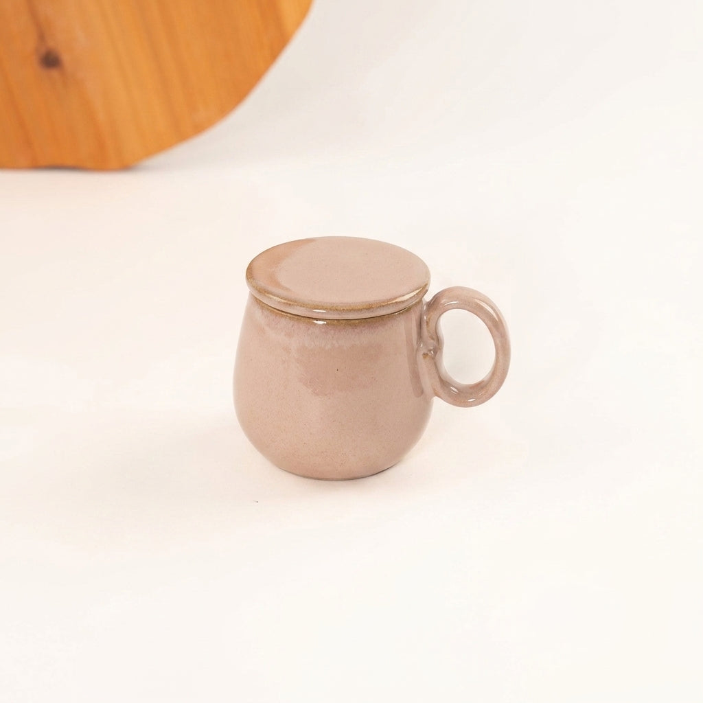 Caneca Cumbuca Chá em cerâmica artesanal — argila Cappuccino, esmalte Nude